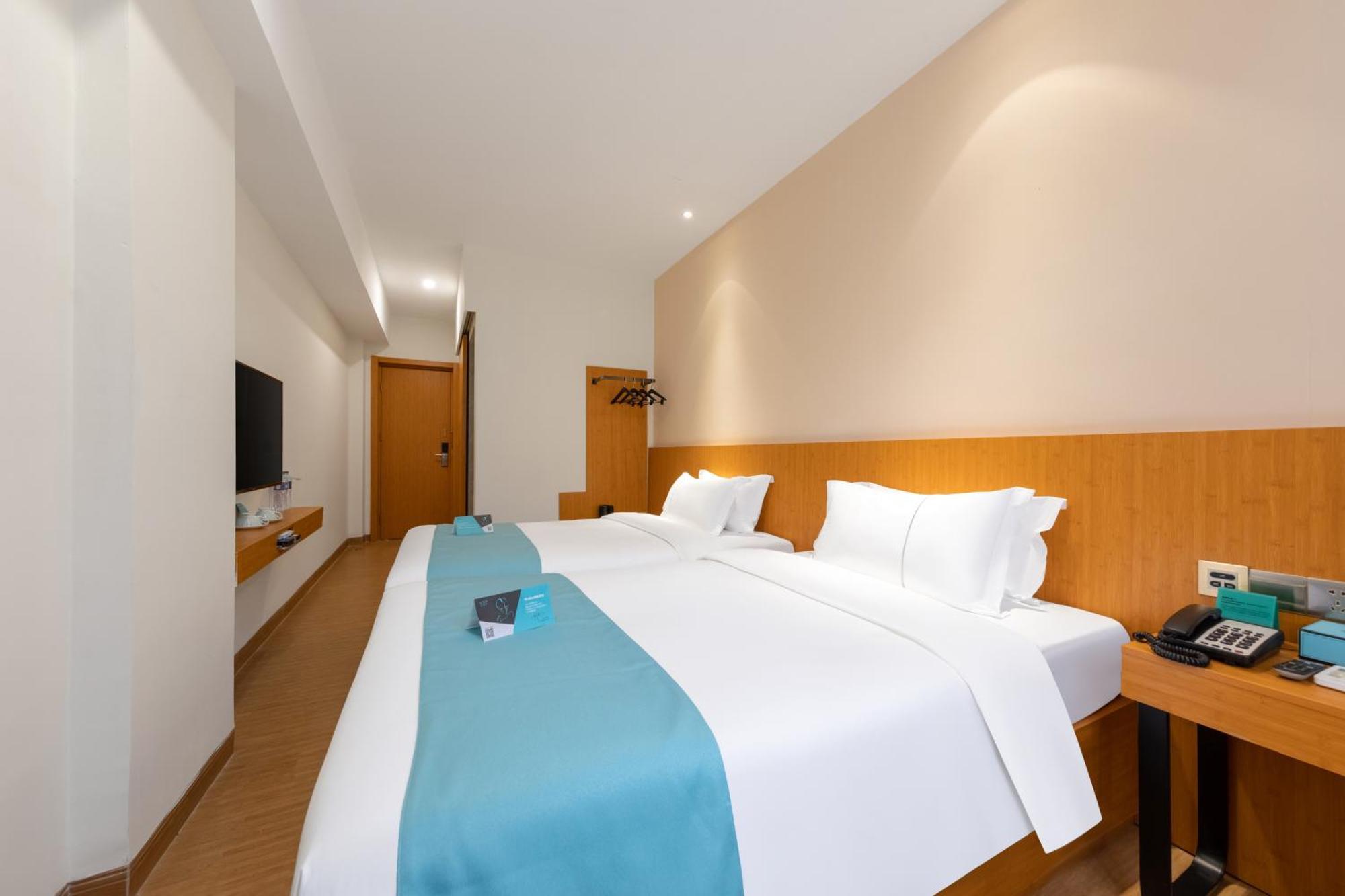 Hotel Xana Lite - Fangcun Huadiwan Metro Station