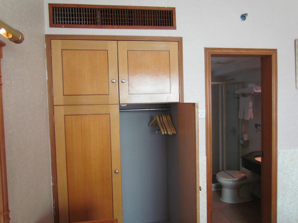 Hotel Lucky 3*