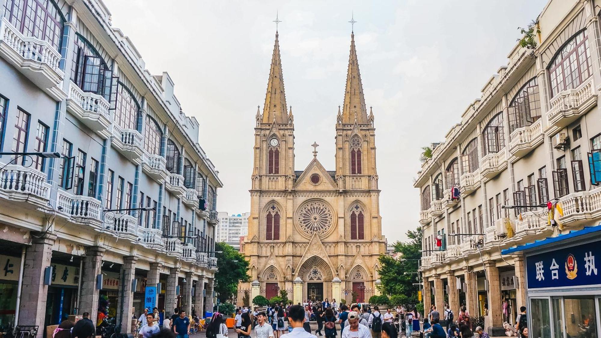 Echarm Plus International Hotel Zhujiang New Town Wuyangcun Metro Station - Free Deliver Service To Canton Fair Complex During Canton Fair Period Hotel 4*