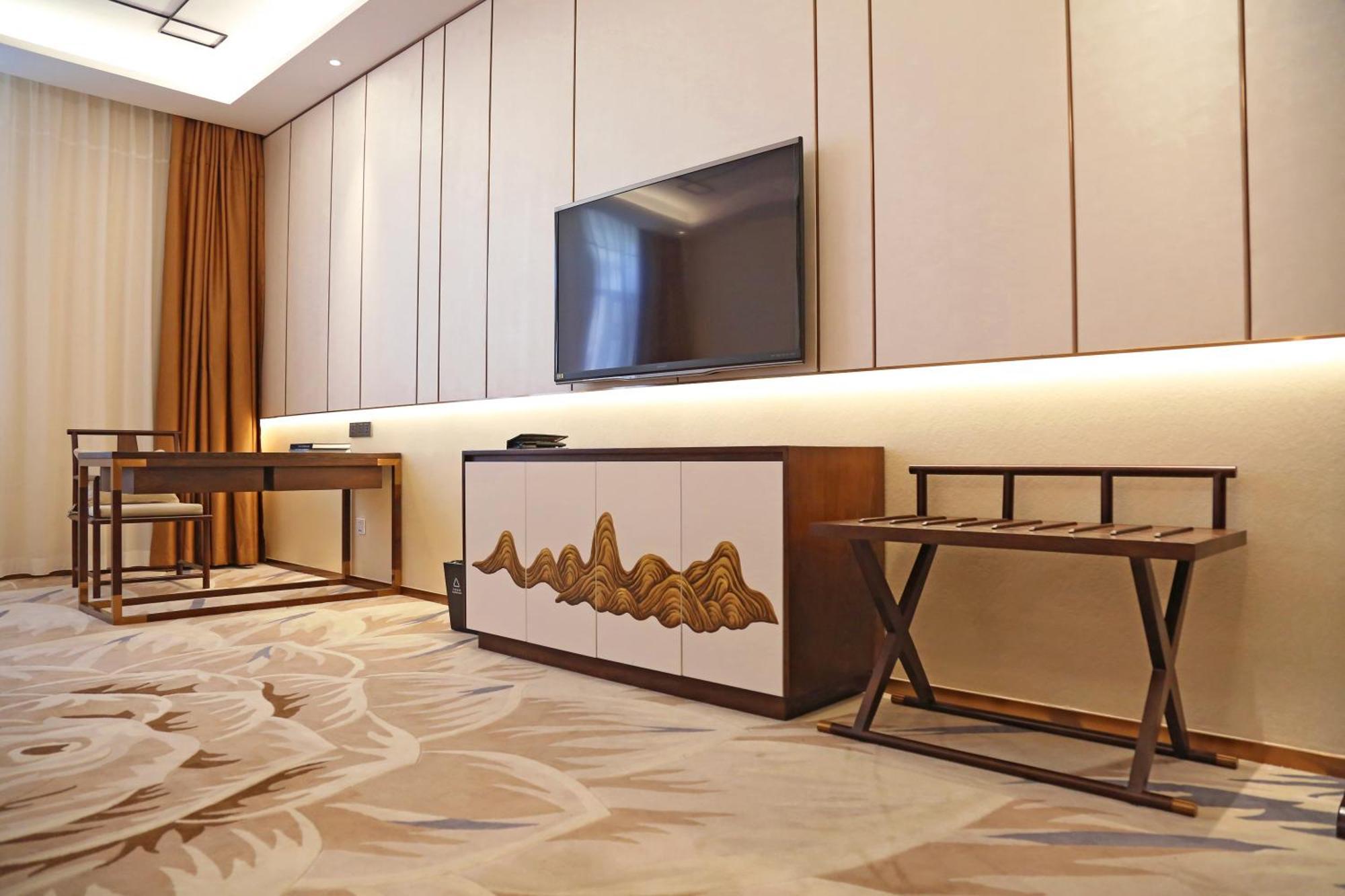 Guangdong Yingbin Hotel-free Fair Shuttle Bus Guangzhou