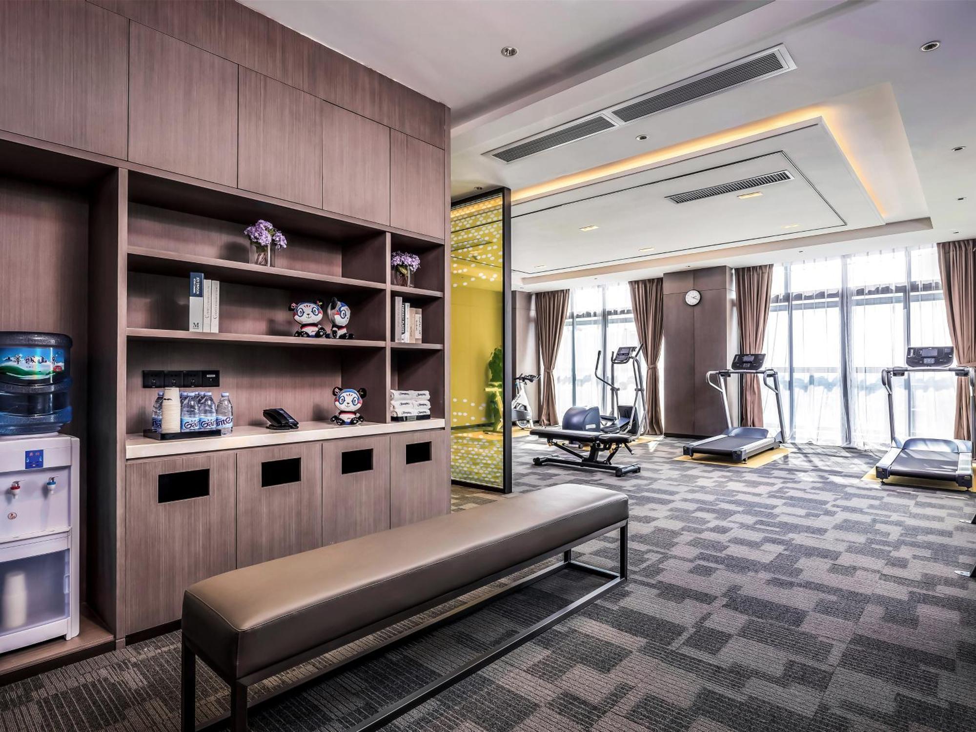 Hampton By Hilton Panyu Avenue Hotel