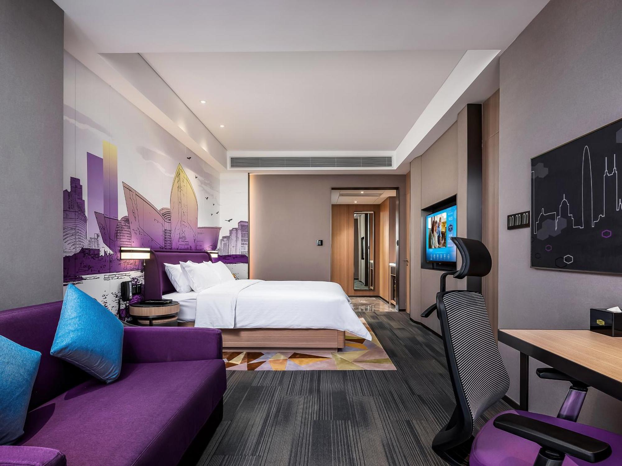 Hotel Hampton By Hilton Panyu Avenue 4*