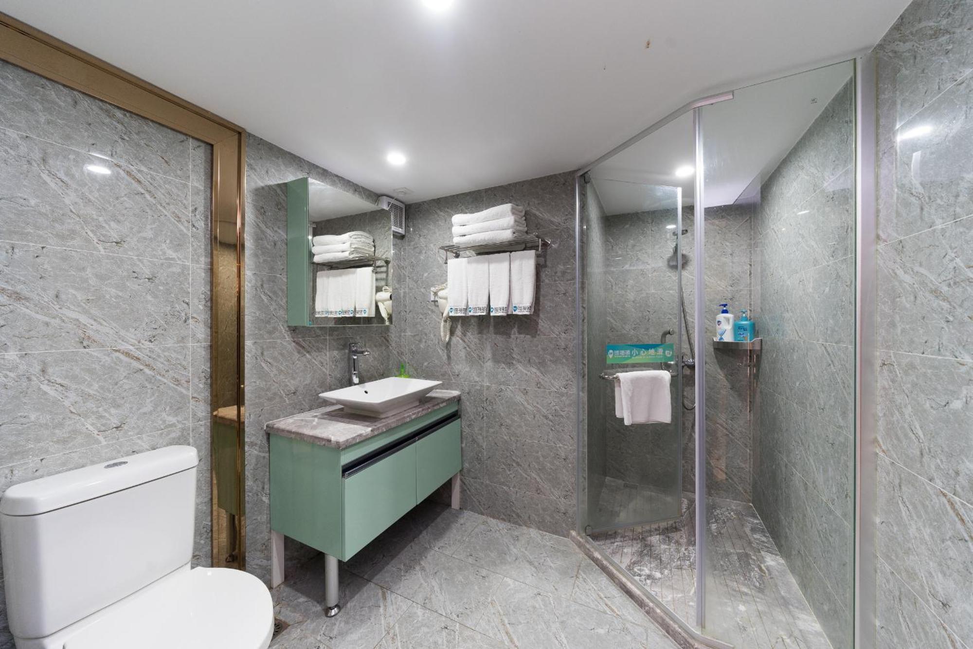 Waifiden Duplex Zhongyong Jinyu Branch-free Shuttle Bus During The Fair Apartment Guangzhou