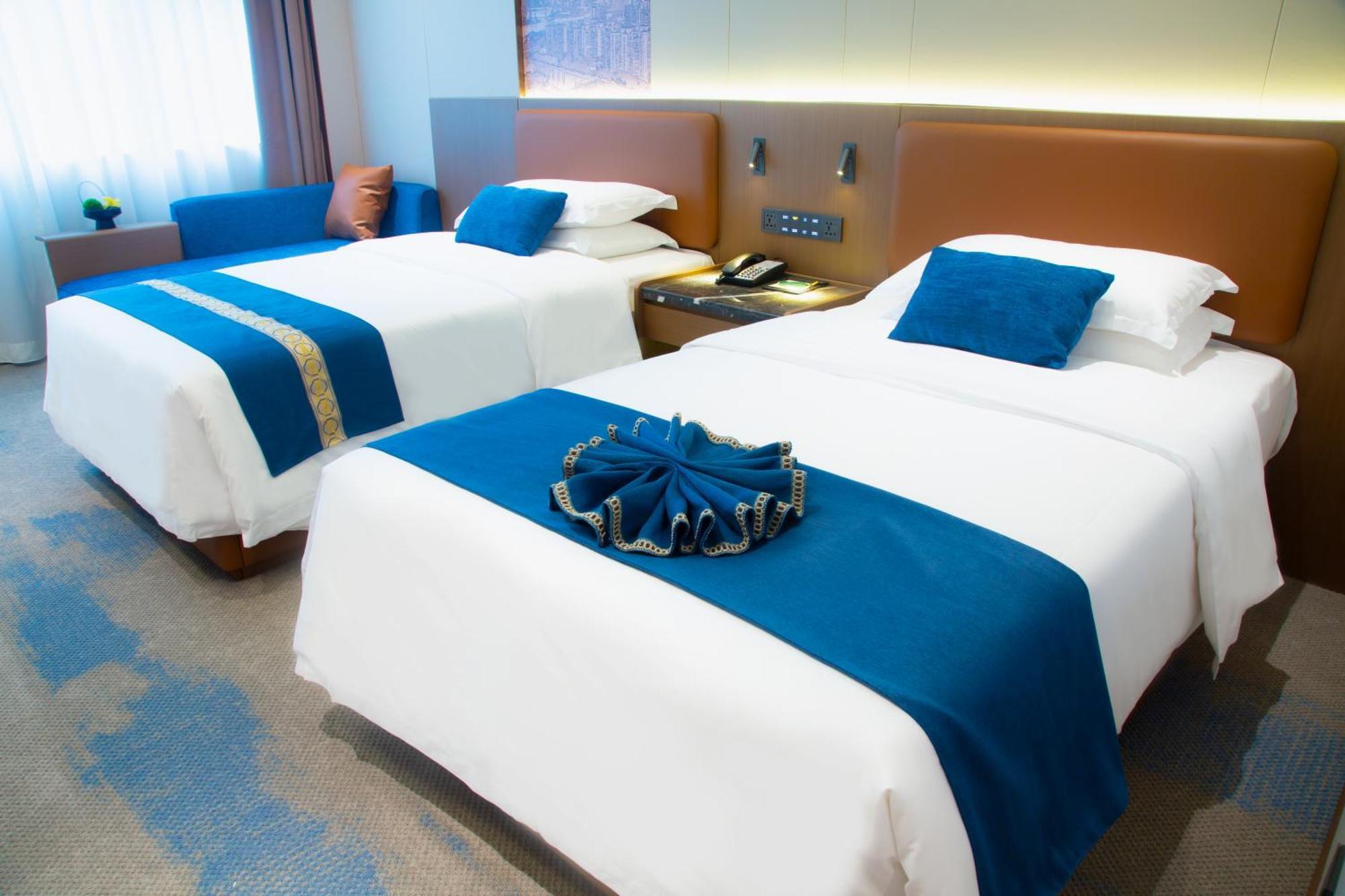 Guangdong Yingbin Hotel-free Fair Shuttle Bus Hotel