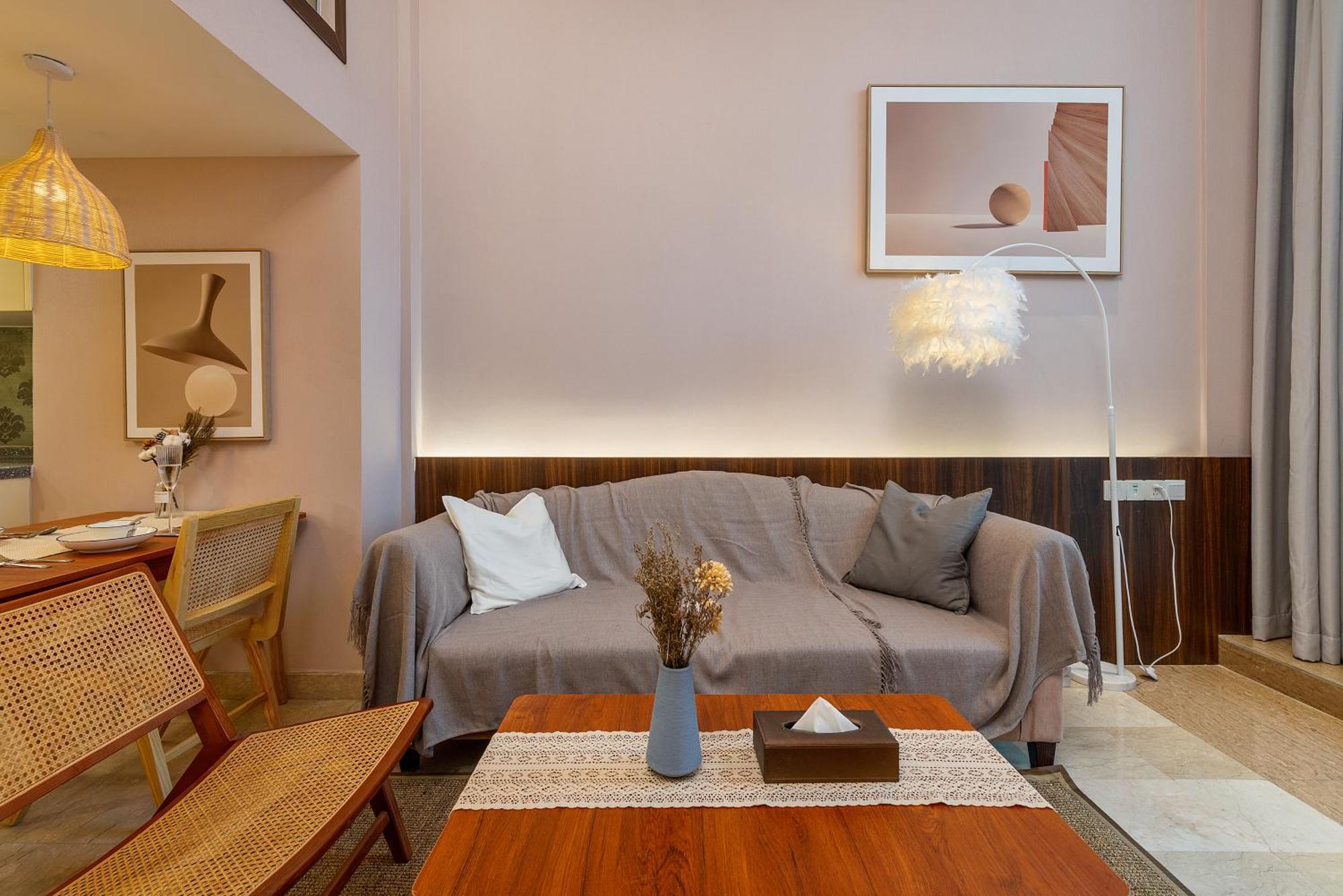 Raffles Executive Apartment: Fair Convenience At Zhengjia Plaza *