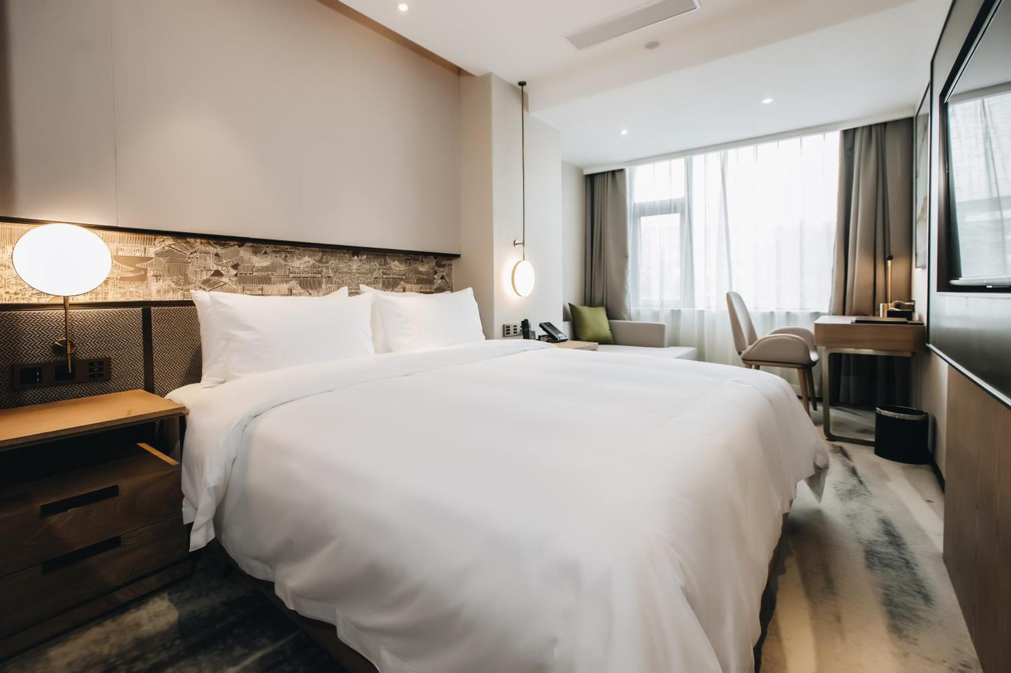 Orienwit Hotel-free Shuttle Bus Fir Fair Canton