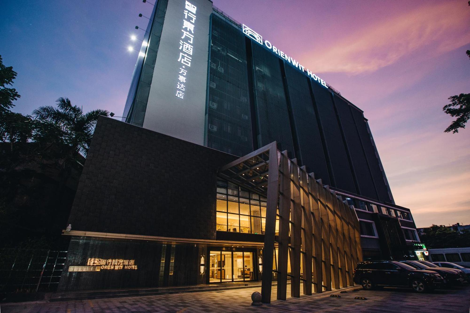 Orienwit Hotel-free Shuttle Bus Fir Fair Canton