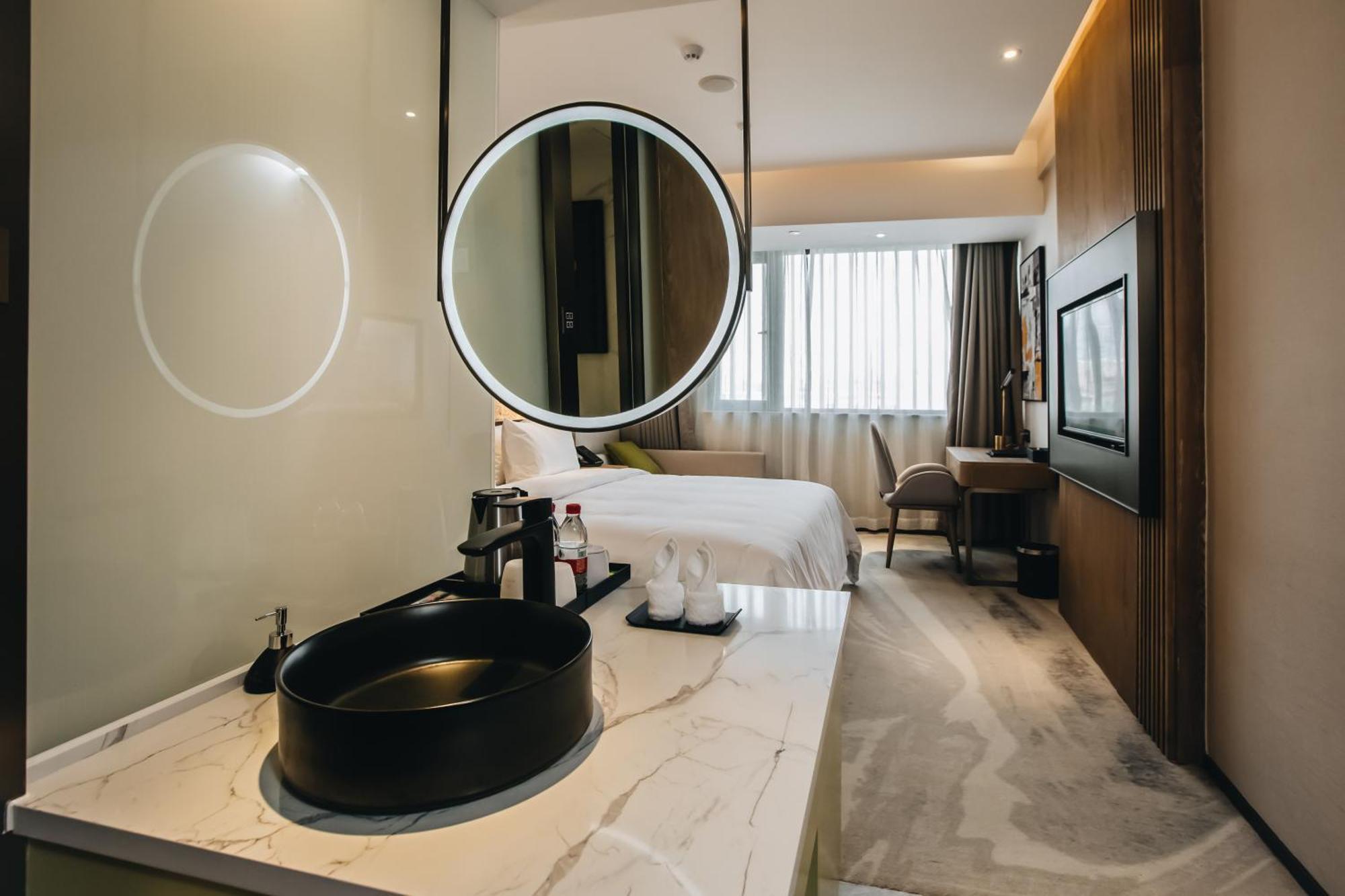 Orienwit Hotel-free Shuttle Bus Fir Fair 4*