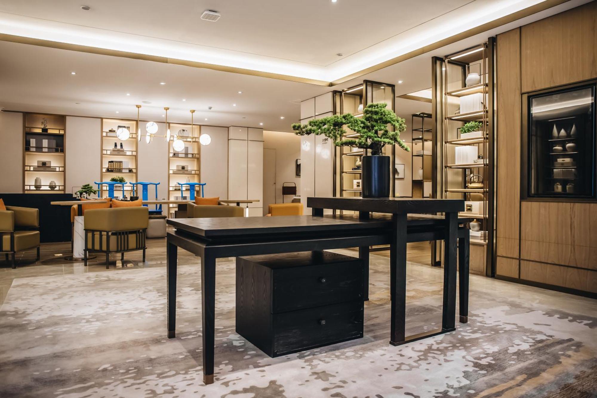 Orienwit Hotel-free Shuttle Bus Fir Fair 4*