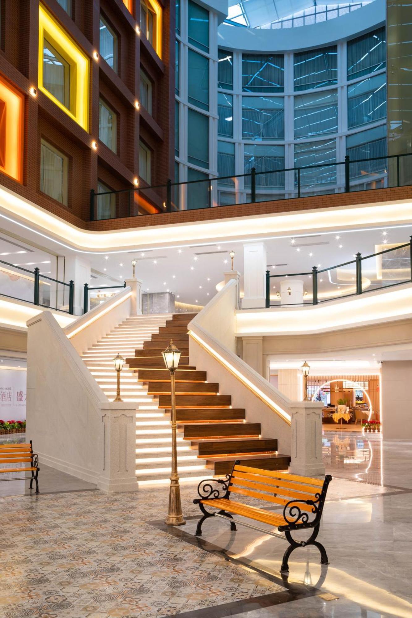 Wogo Yuanbao Hotel-zhujiang New Town-free Fair Shuttle Bus & Overseas Buyer Registration Services Hotel 5*