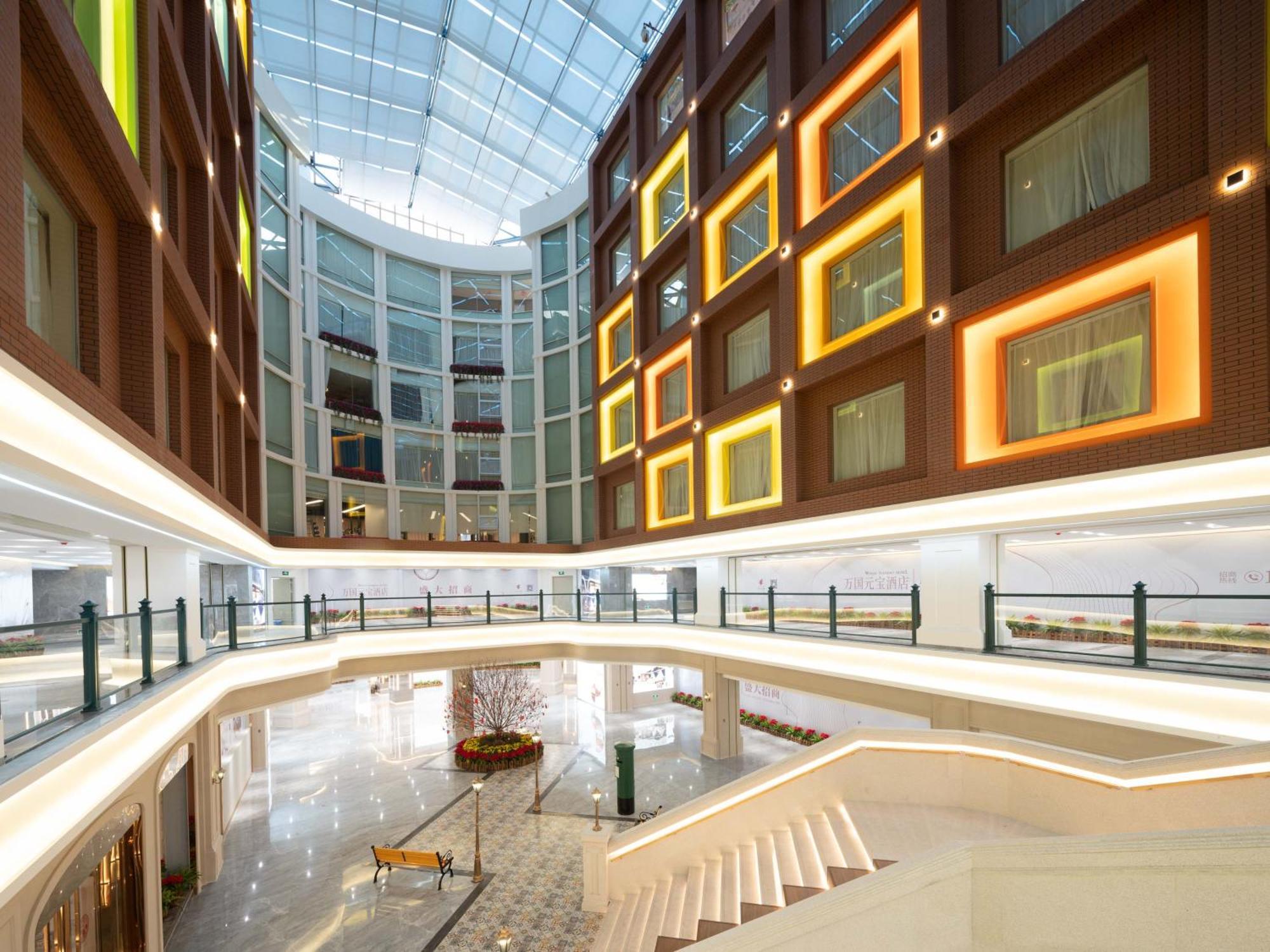 Wogo Yuanbao Hotel-zhujiang New Town-free Fair Shuttle Bus & Overseas Buyer Registration Services Canton