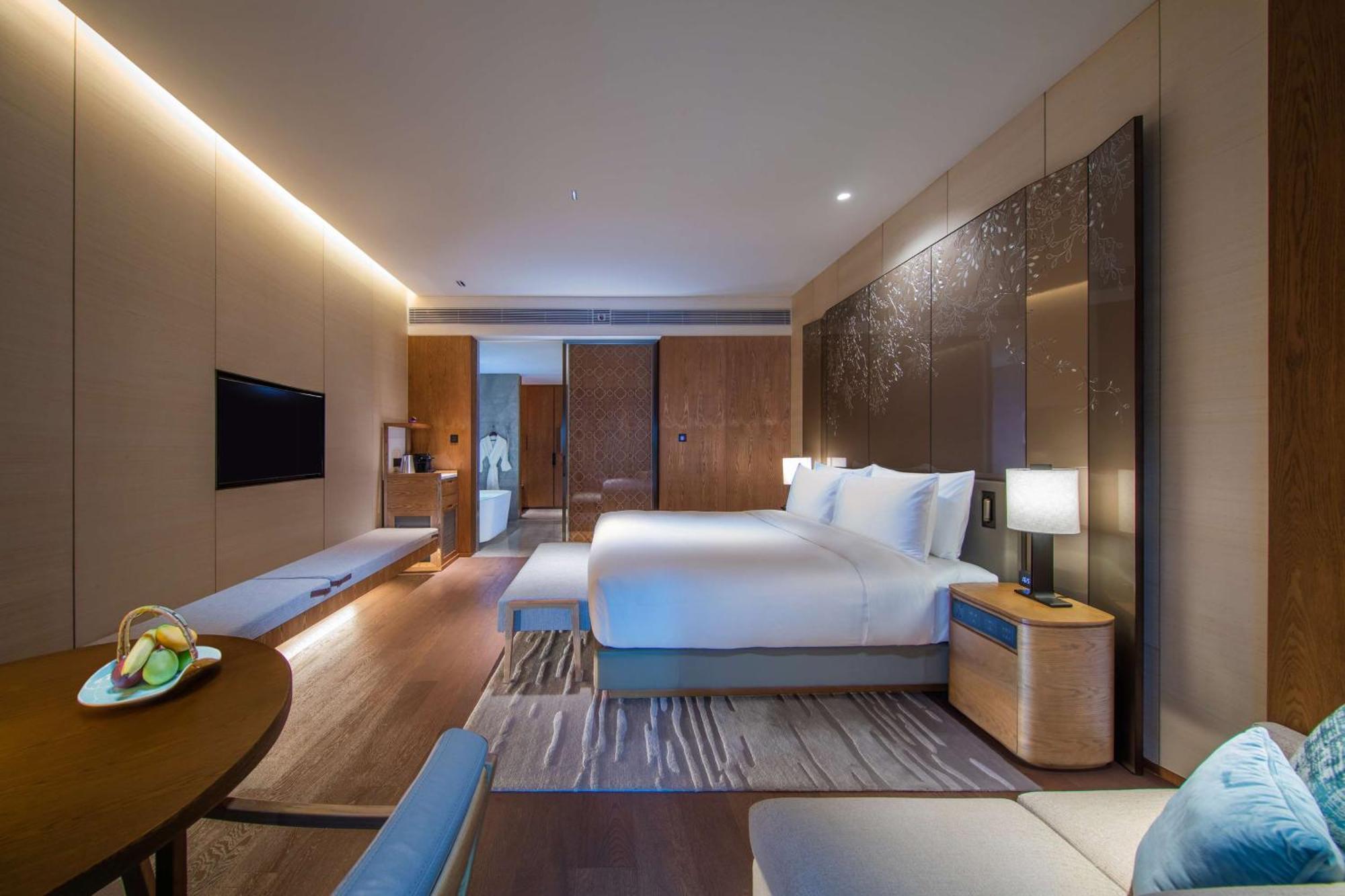 Conrad - Free Shuttle Between And Exhibition Center During Fair & Exhibitor Registration Counter Hotel 5*