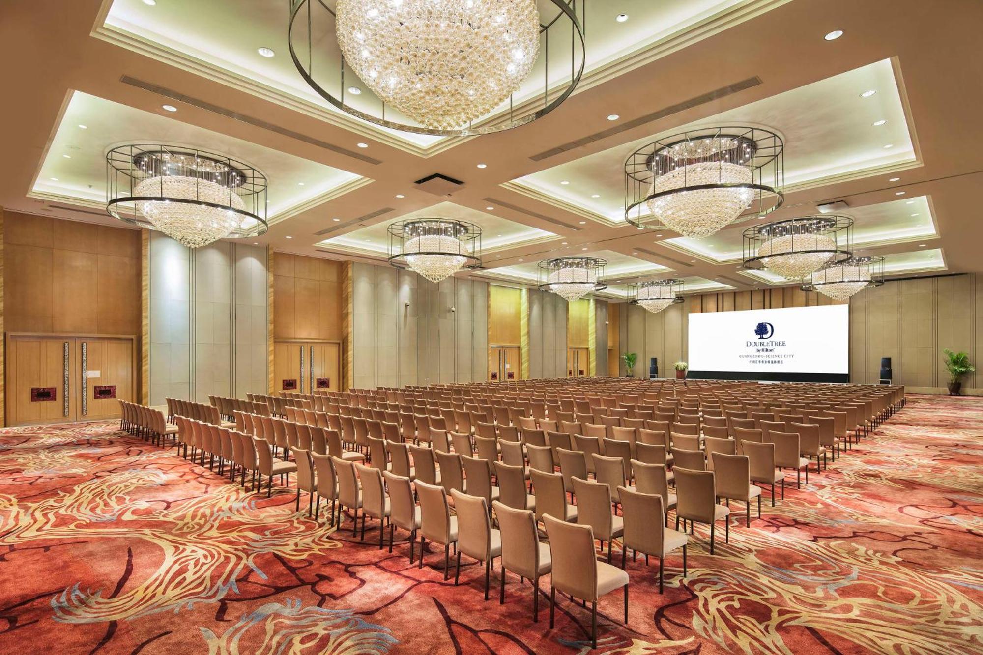 Doubletree By Hilton Science City-free Shuttle Bus Service During Fair Period 5* Canton