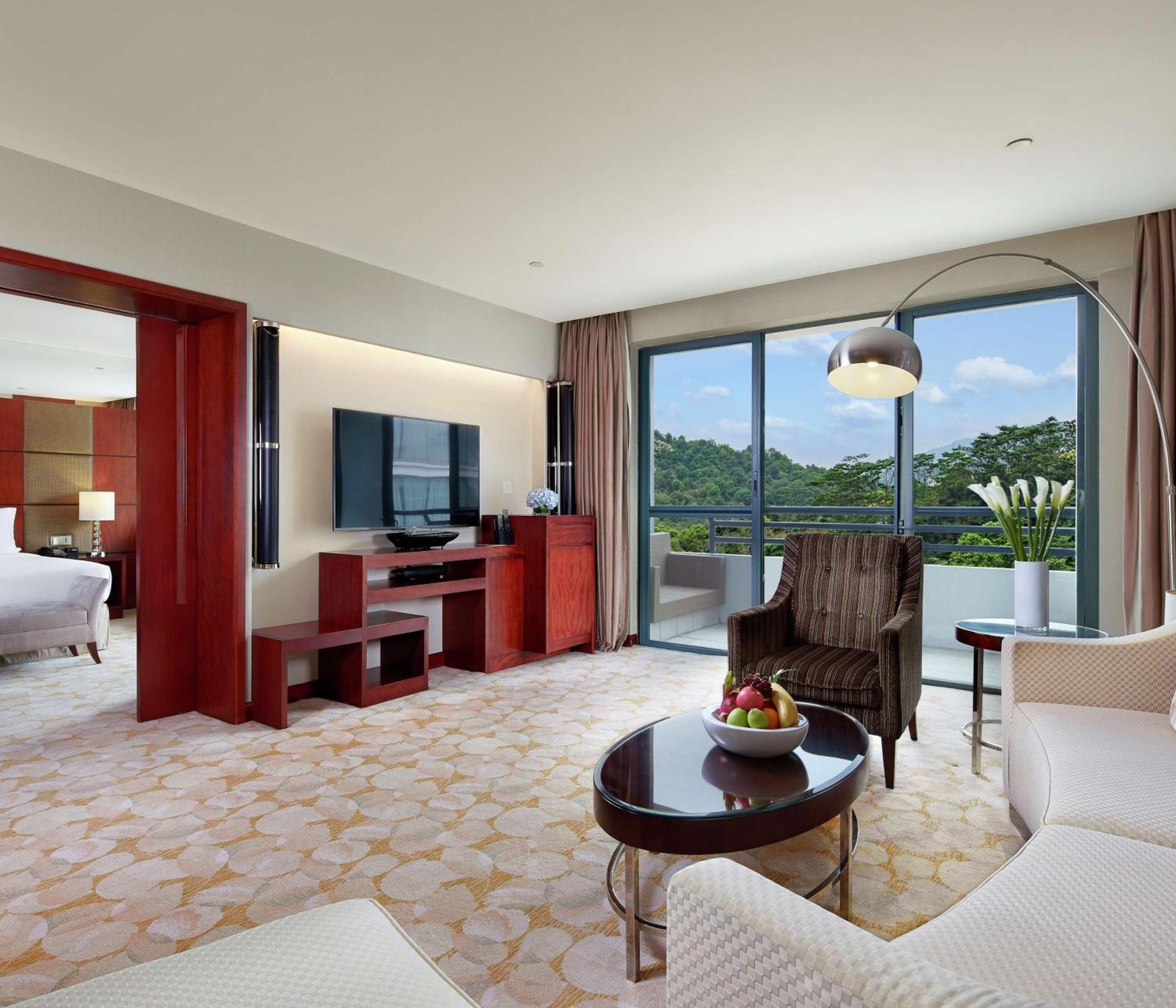 Hilton Science City, Free Shuttle Bus During Fair 5* Guangzhou