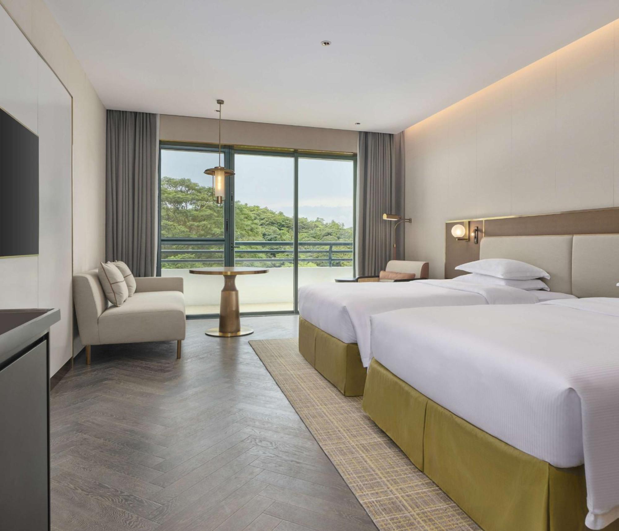 Hilton Science City, Free Shuttle Bus During Fair 5* Guangzhou