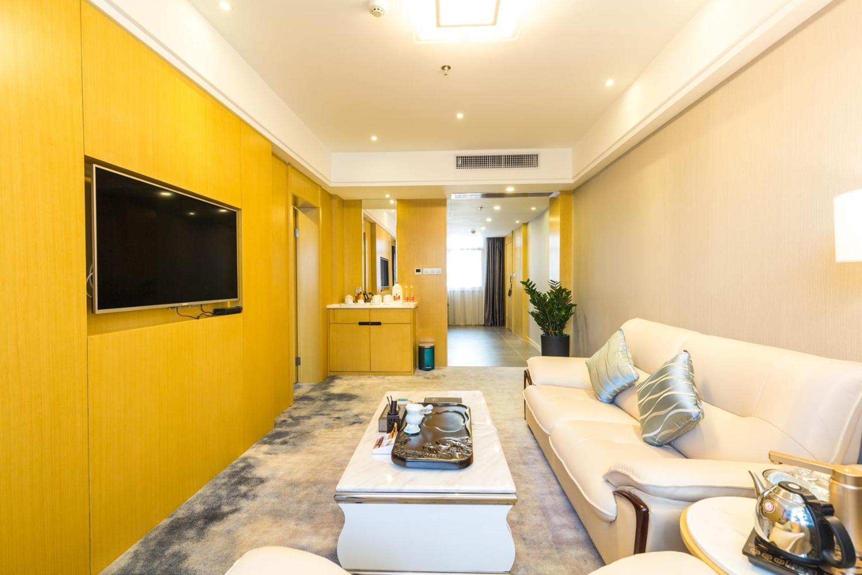 Seaman Hotel-line 2 Jiangnanxi Station 4* Canton