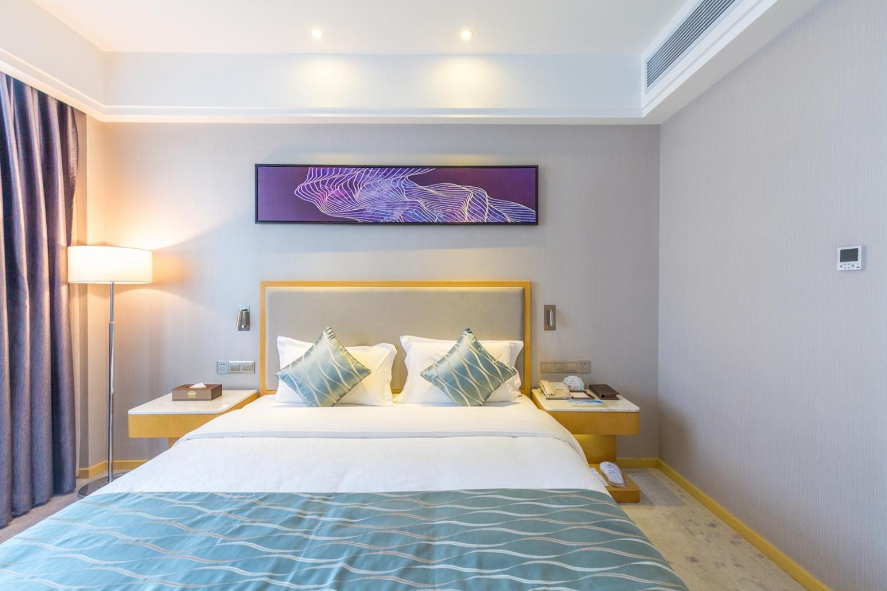 Seaman Hotel-line 2 Jiangnanxi Station Canton