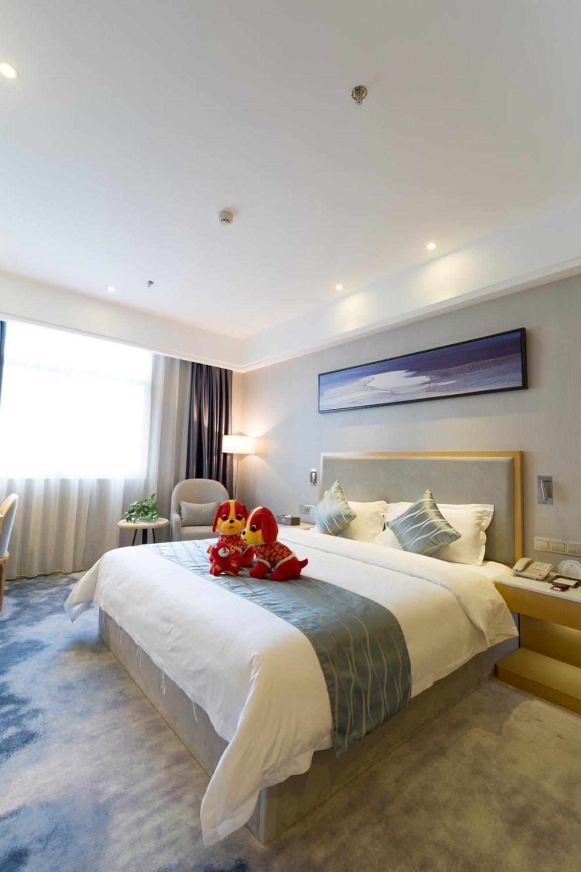 Seaman Hotel-line 2 Jiangnanxi Station