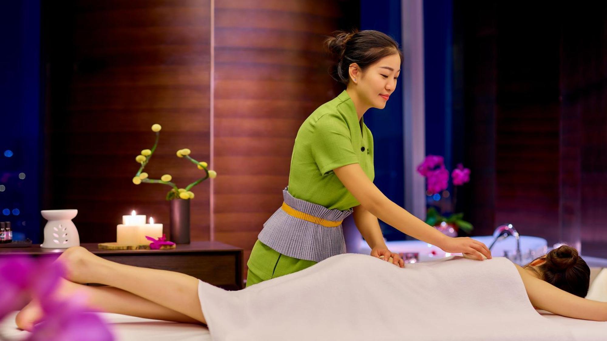 Hotel Intercontinental Exhibition Center By Ihg - Free Shuttle Between And Exhibition Center During Fair & Exhibitor Registration Counter Guangzhou