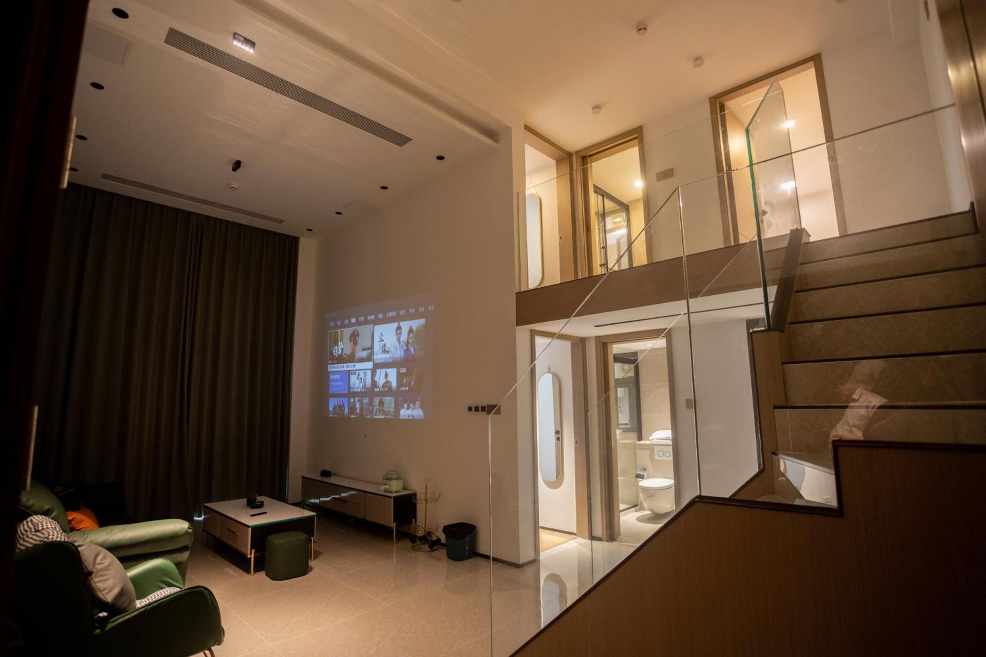 Sunny International From Beijing Road Apartemen