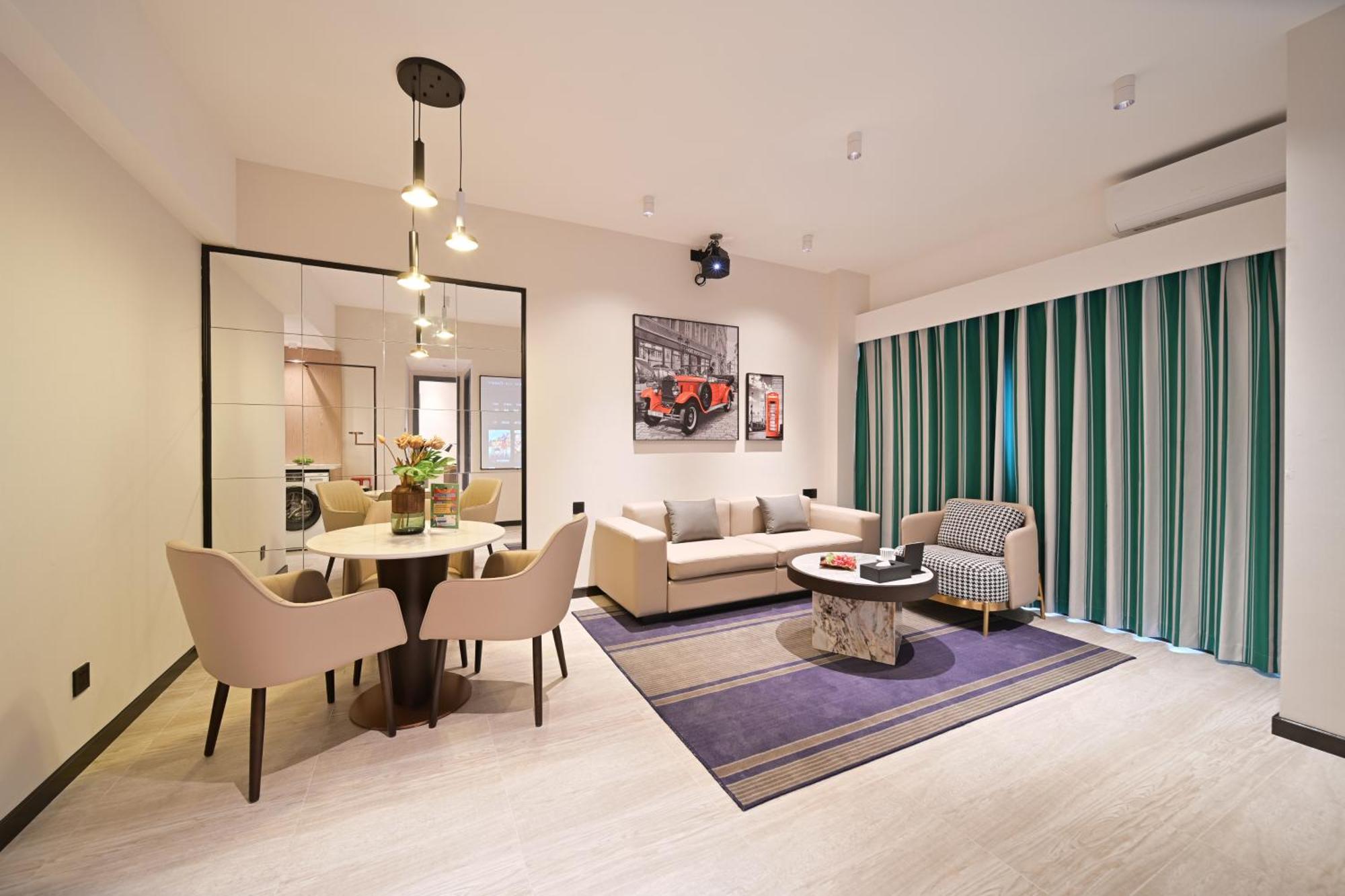 Hotel Livetour Luogang Science