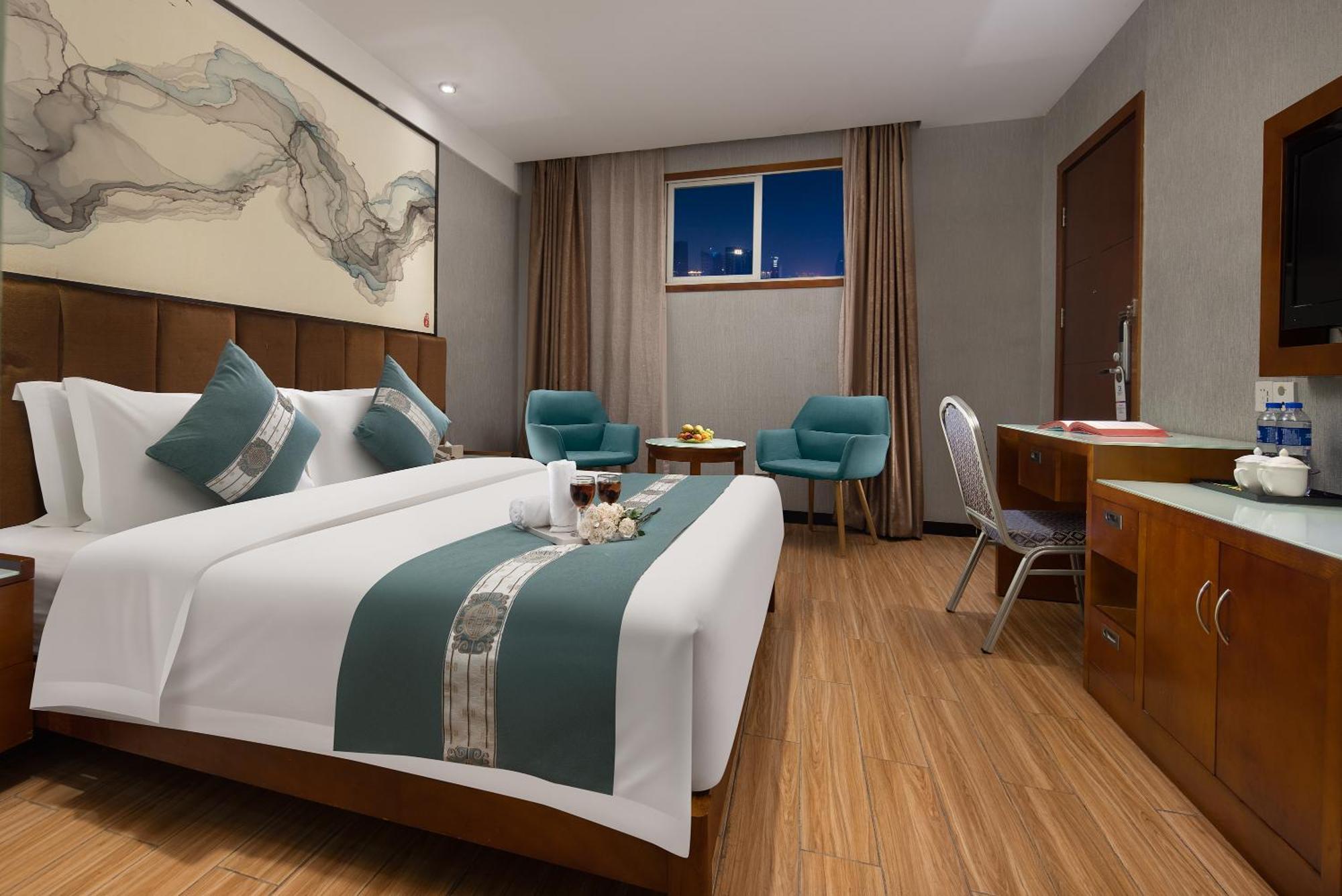 Kaiserdom Baiyun Airport-24-hour Airport-free Shuttle Bus Hotel