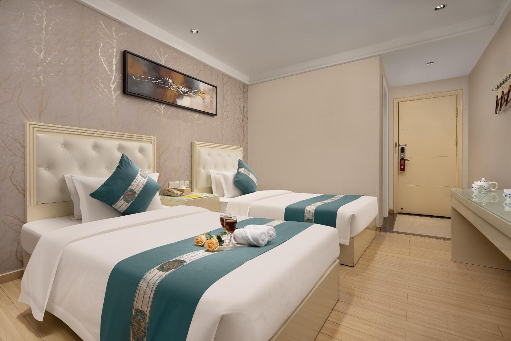 Kaiserdom Baiyun Airport-24-hour Airport-free Shuttle Bus 2* Guangzhou
