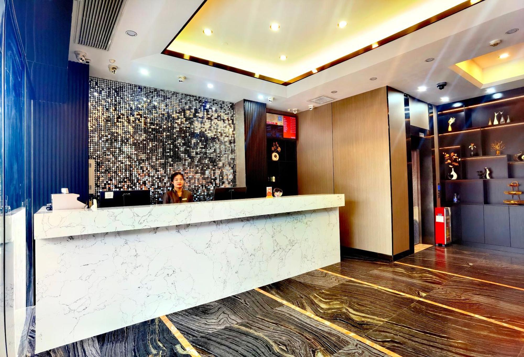 Paco Hotel Tianhe Coach Terminal Metro Satation Guangzhou-Free Shuttle Bus For Canton Fair Hotel 3*