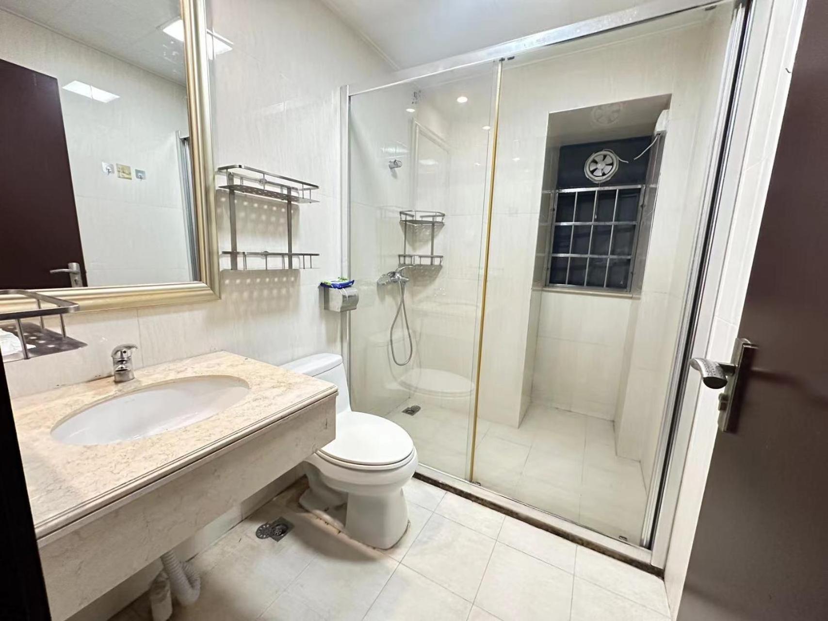 Phantom Oasis - Fair Exhibition Area Apartment Guangzhou