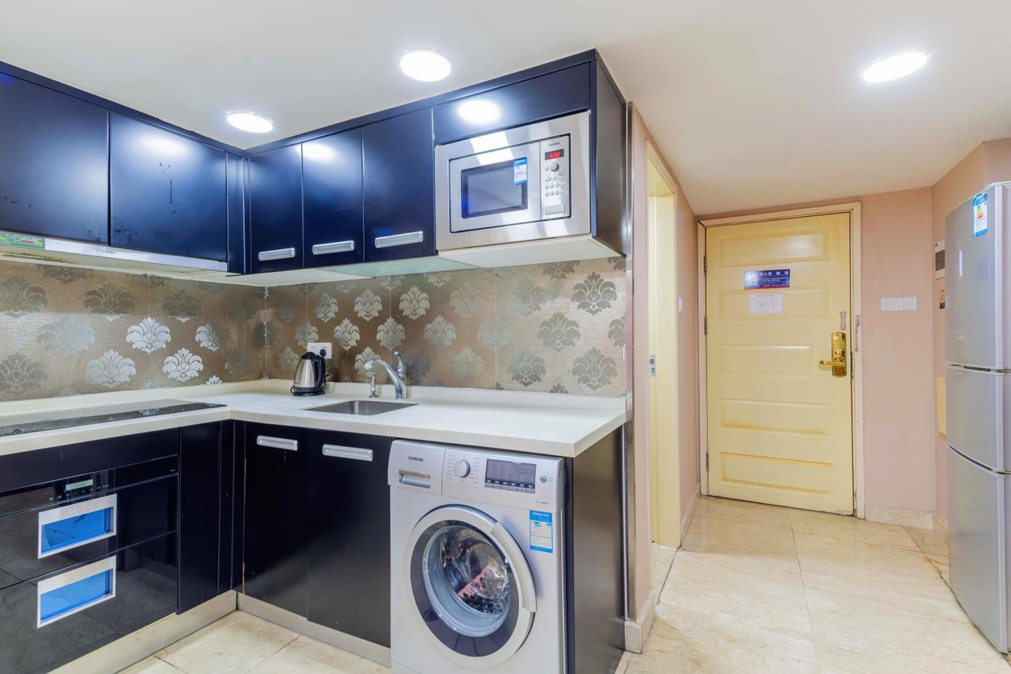 Apartment Raffles Executive Apartment: Fair Convenience At Zhengjia Plaza