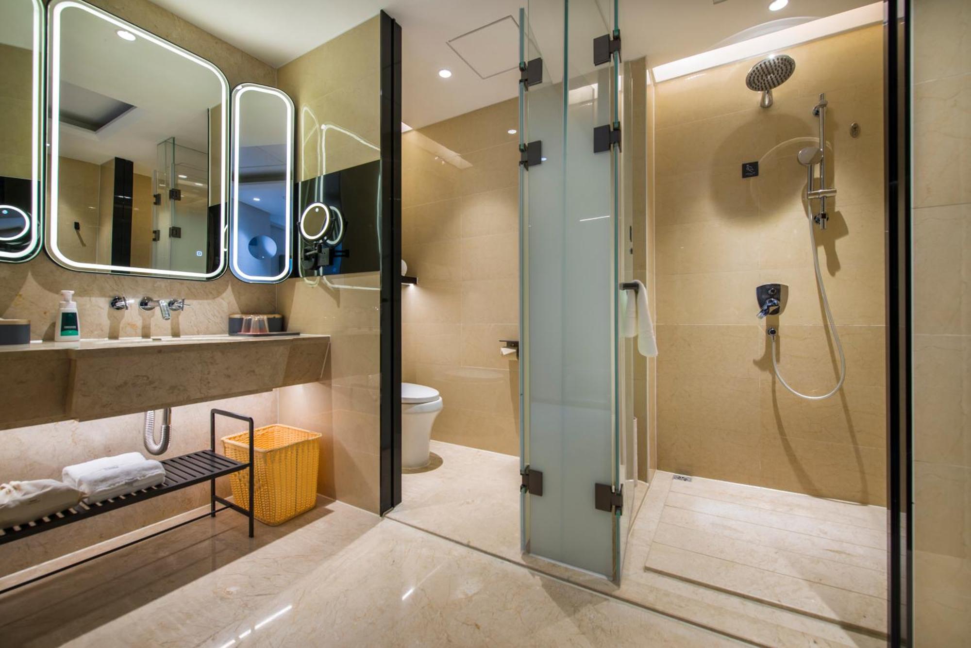 Atour S Taikoo Wharf Pearl River 5* Guangzhou