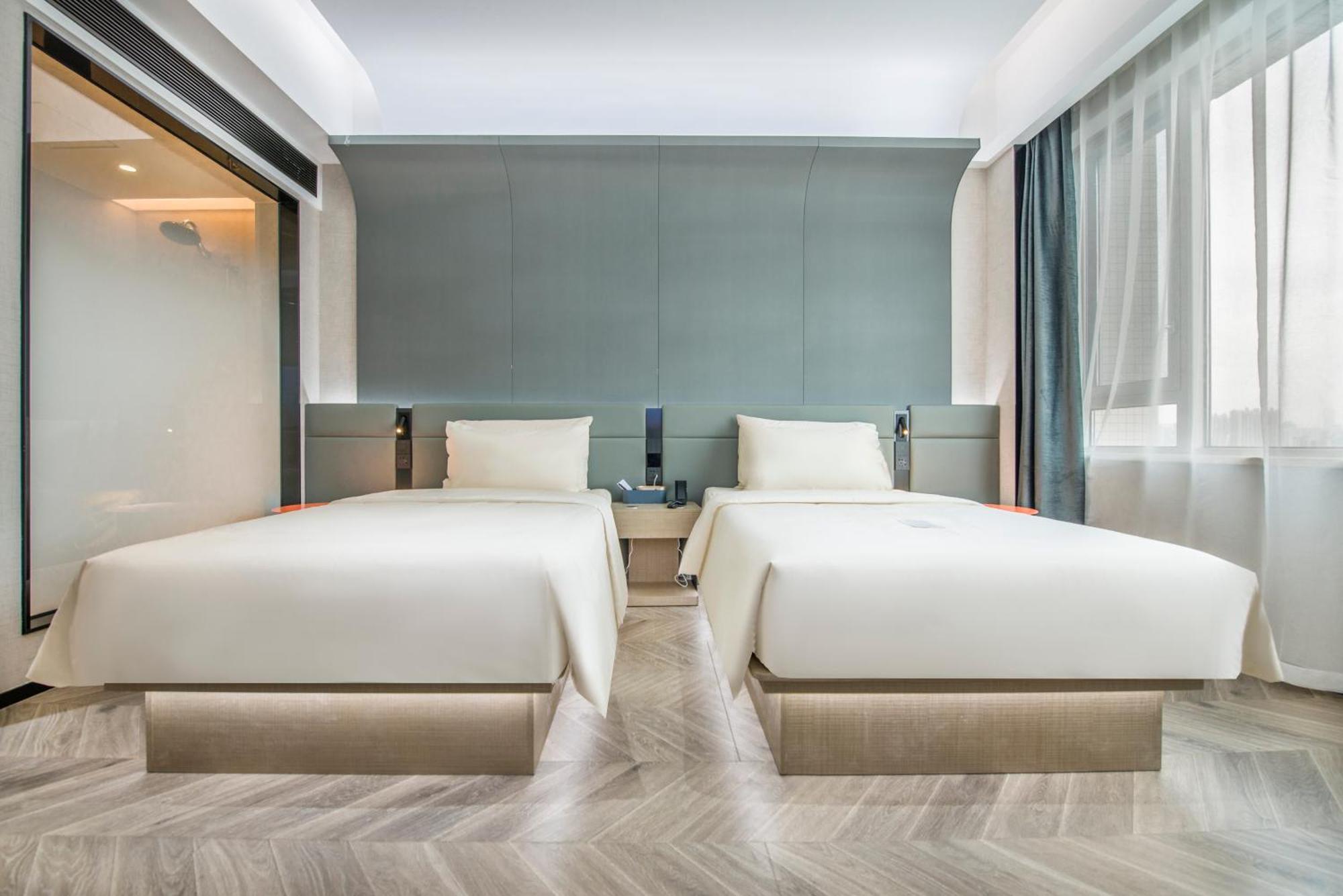 Atour S Taikoo Wharf Pearl River 5*