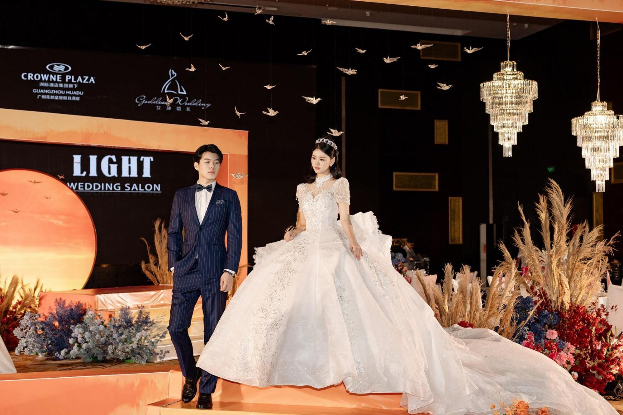 Hotel Crowne Plaza Huadu By Ihg - Free Shuttle Bus Between To Exhibition Center During Fair 5*