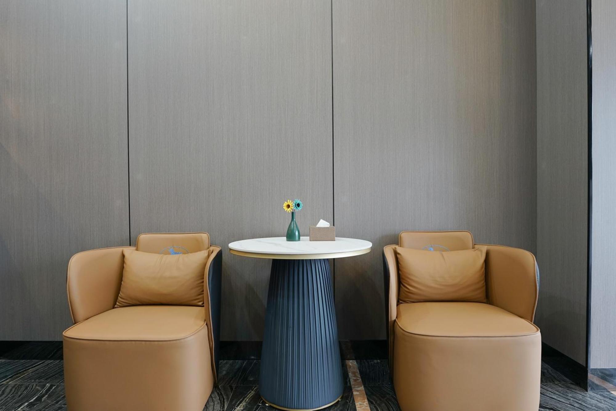 Hotel Paco Hotel Tianhe Coach Terminal Metro Satation Guangzhou-Free Shuttle Bus For Canton Fair