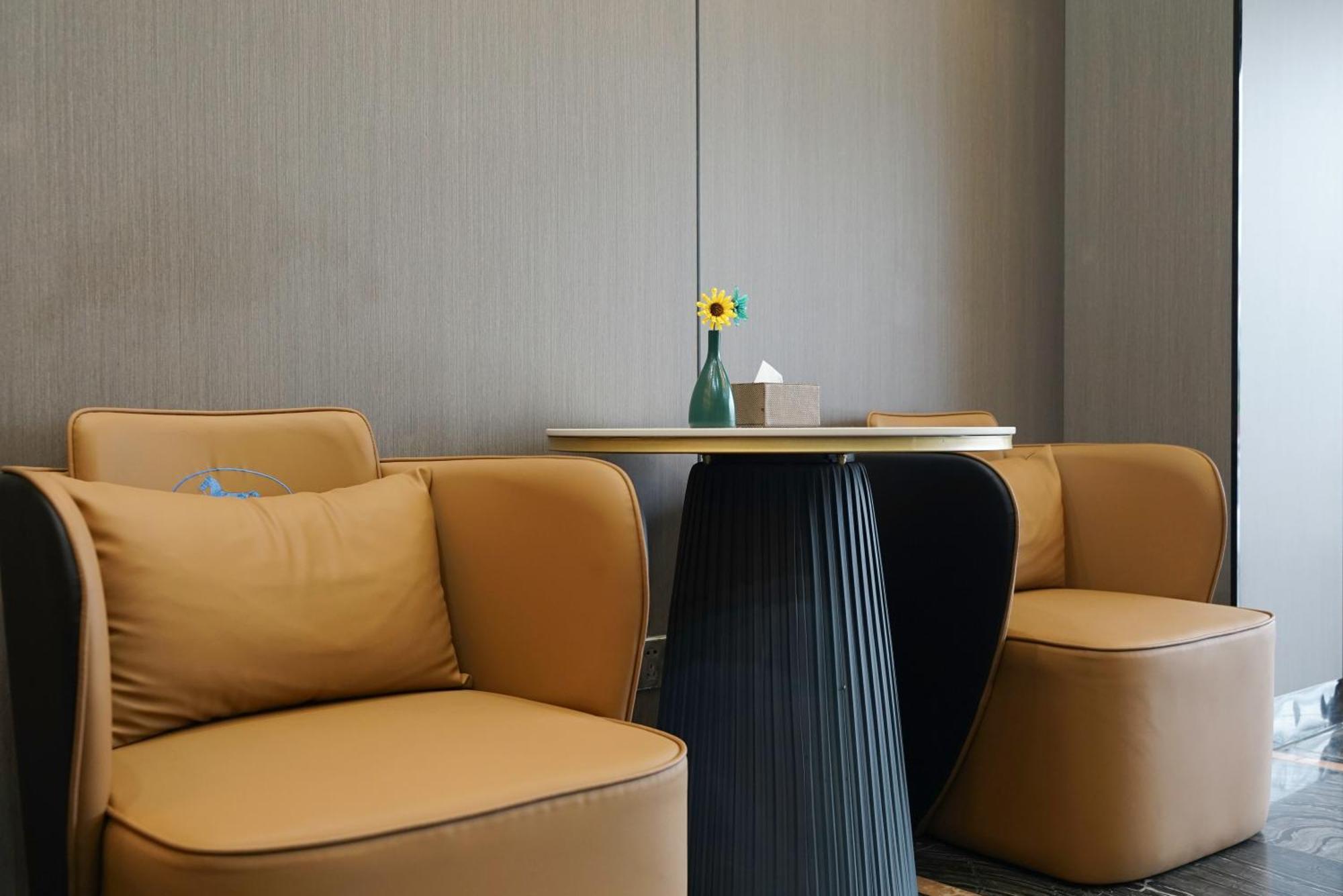 Hotel Paco Hotel Tianhe Coach Terminal Metro Satation Guangzhou-Free Shuttle Bus For Canton Fair Guangzhou
