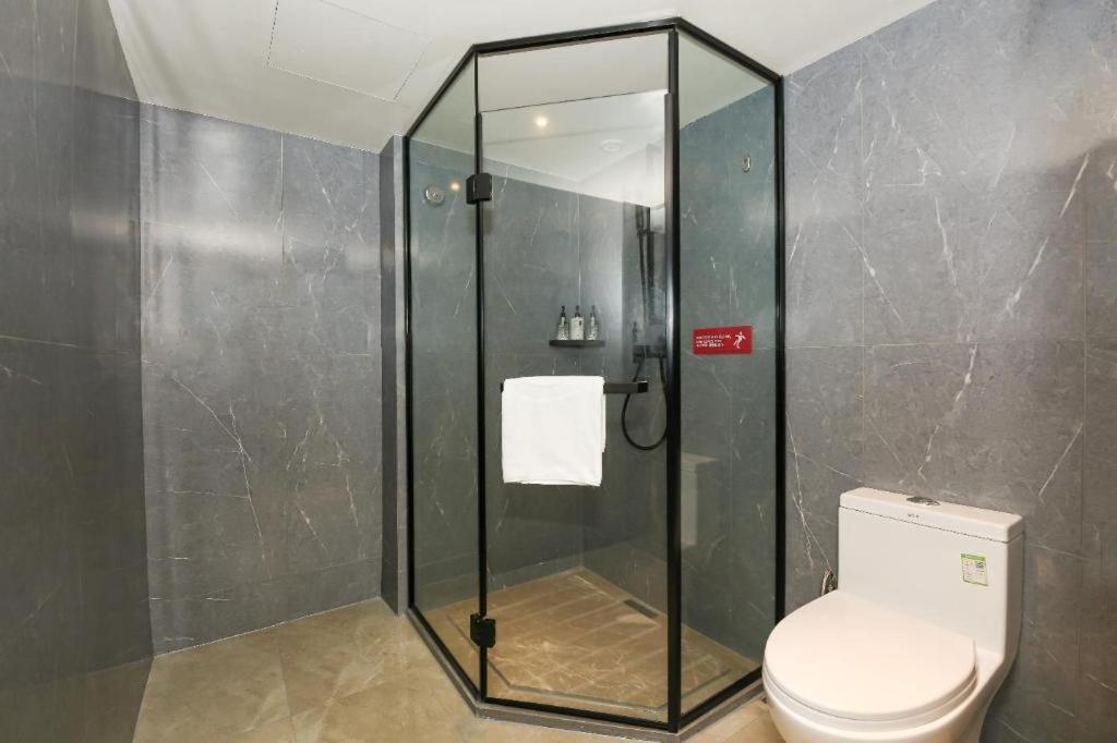 Hotel Echarm Shiergong Metro Station Guangzhou