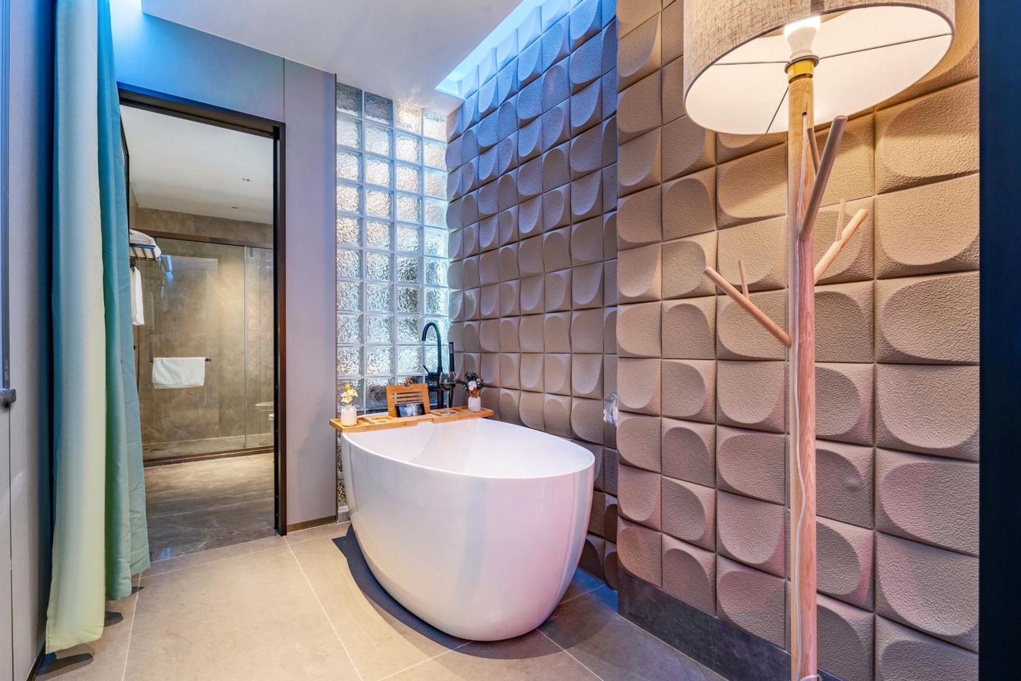 Henghe Selected S Design Hotel - Flagship Store Of Guangzhou Baiyun Railway Station International Convention Center--Reputation Preferred Hotel Guangzhou