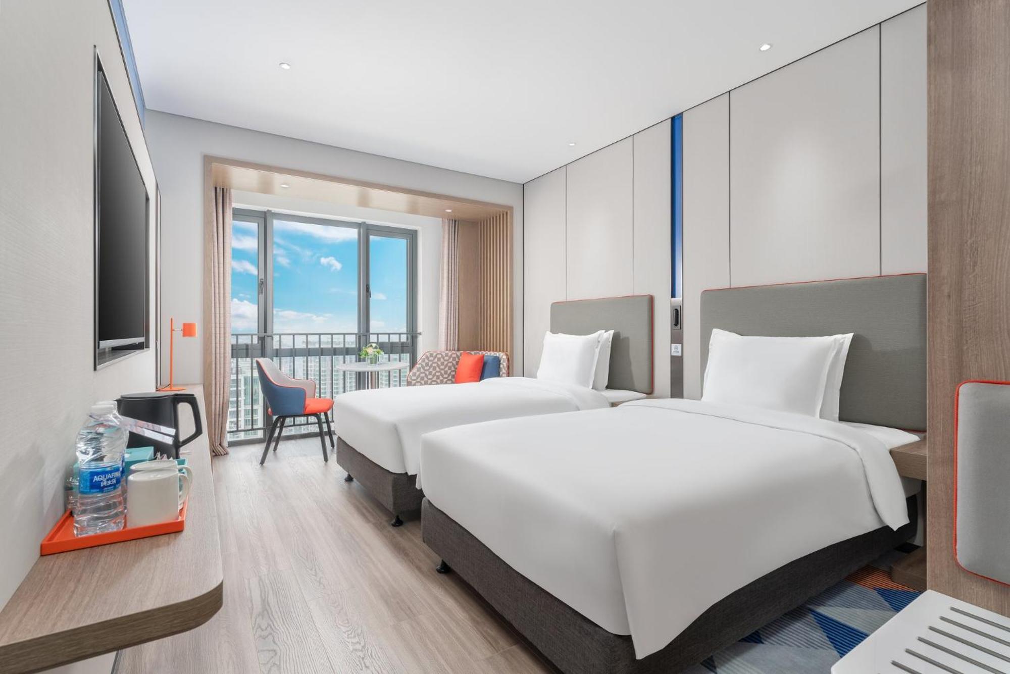 Hotel Express Panyu Dashi By Ihg