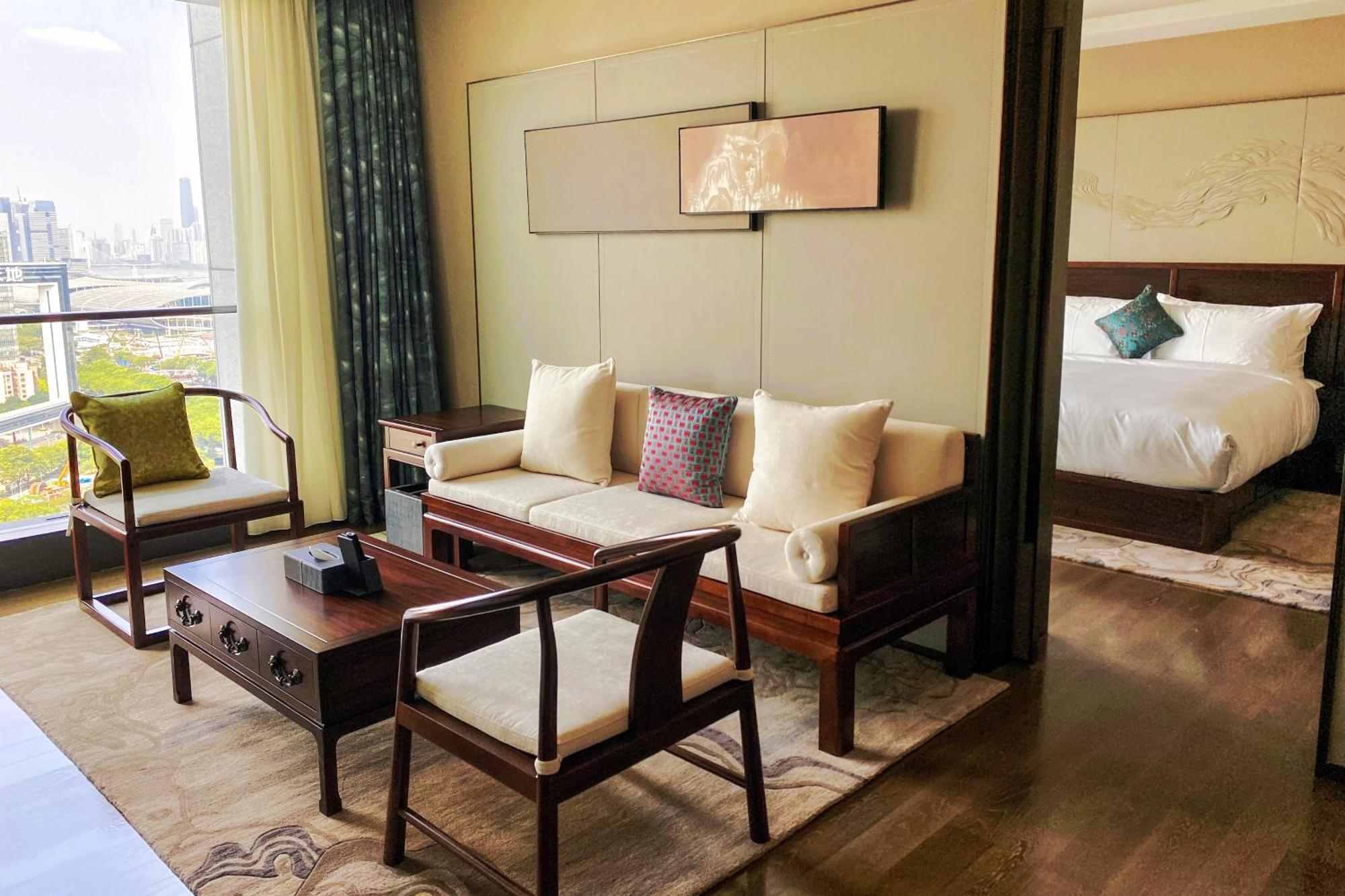Hotel Pazhou Ln Dongfang Hotel-free Shuttle Bus To The Pazhou Convention Complex During Fair Period Canton