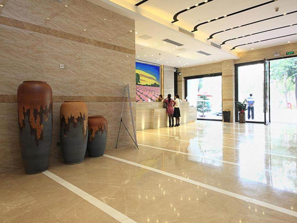Lavande Zhongshanba Metro Station Branch Hotel