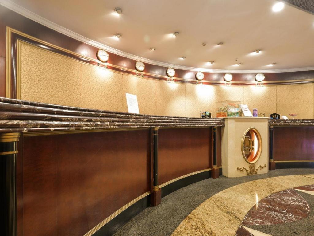 New Pearl River Hotel Canton