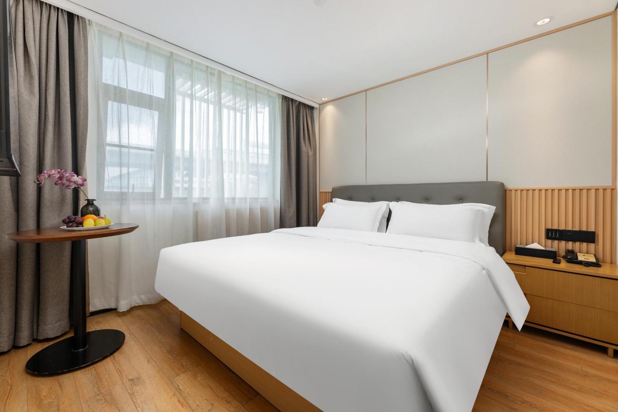 Waito Yuexiu Park Aparthotel 3*