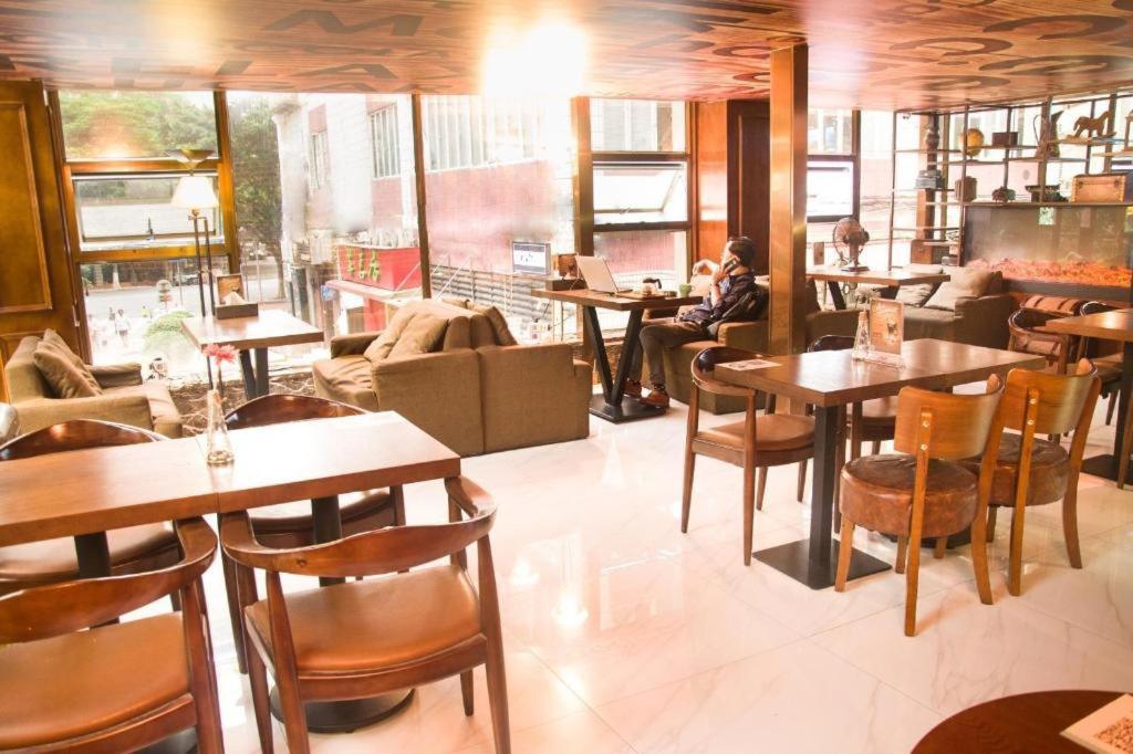Hotel Joyce Coffetel Tianhebei Tianrun Road 3*