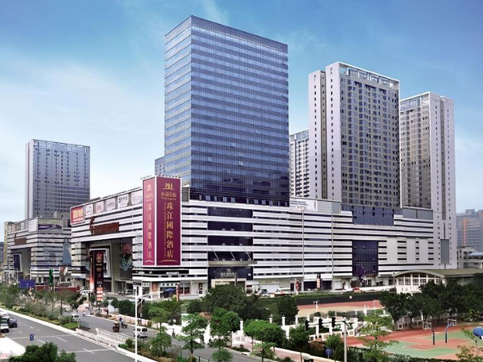 Pearl River International - Canmetro Line 11 Yijing Lu Station