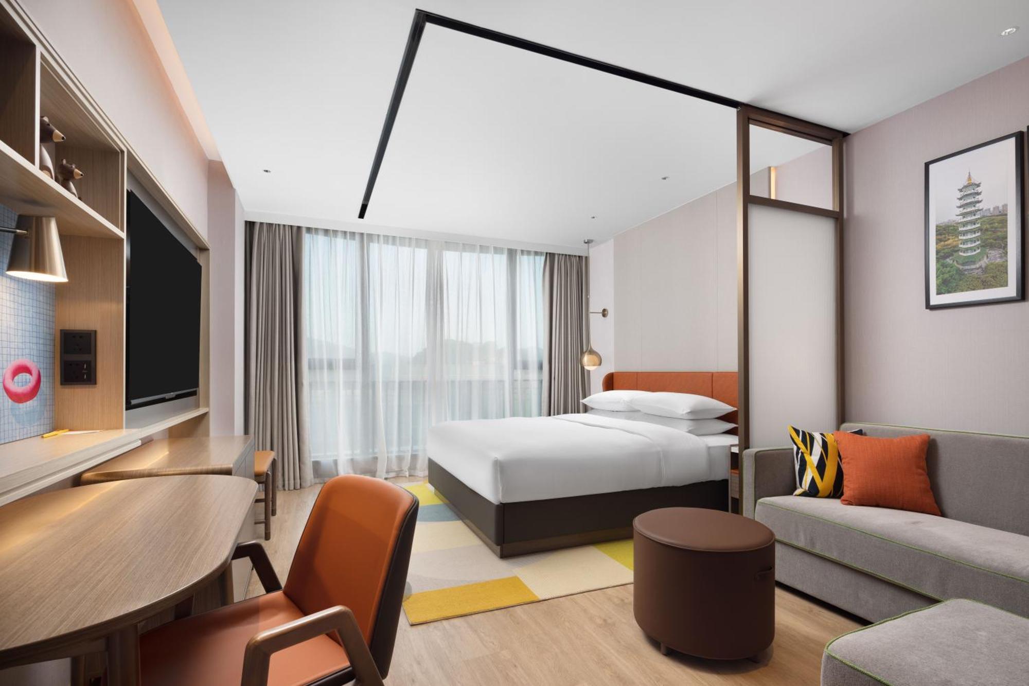 Home2 By Hilton Conghua 4*