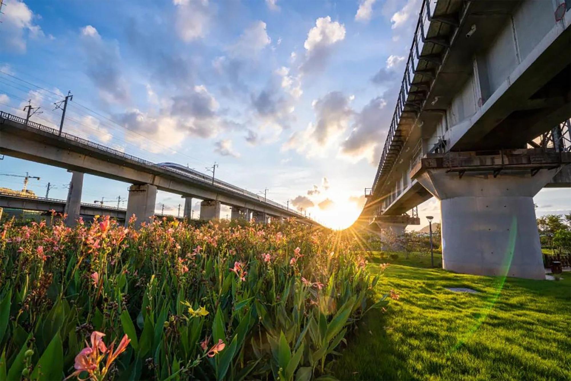 Crowne Plaza Foshan Nanhai - An Ihg -free Fair Shuttle Bus &live Music Performance 5* Guangzhou