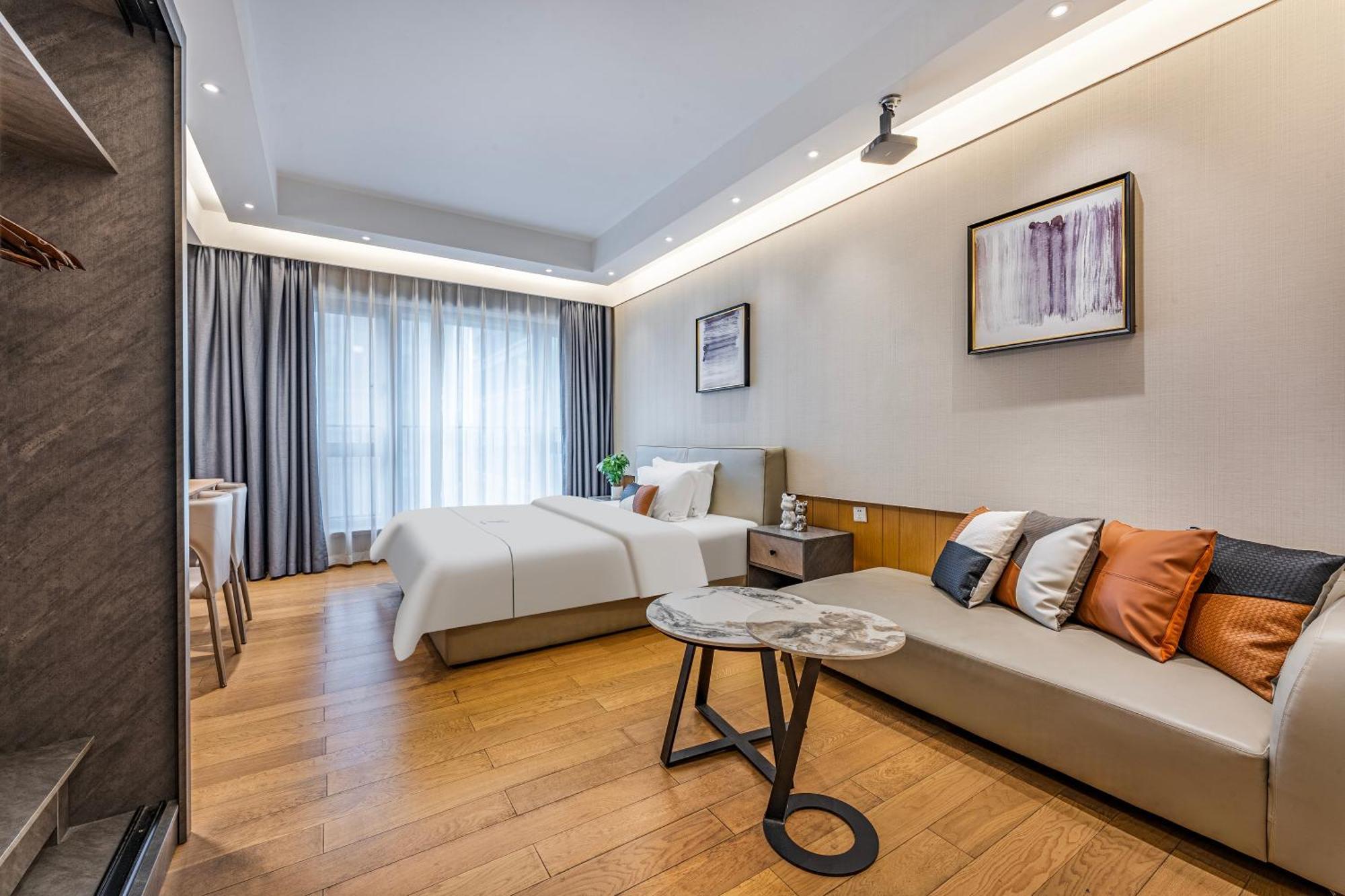 Raffles Executive - Huijin International Finance Center, Keyun Road Metro Station Branch-canton Fair Free Shuttle Guangzhou