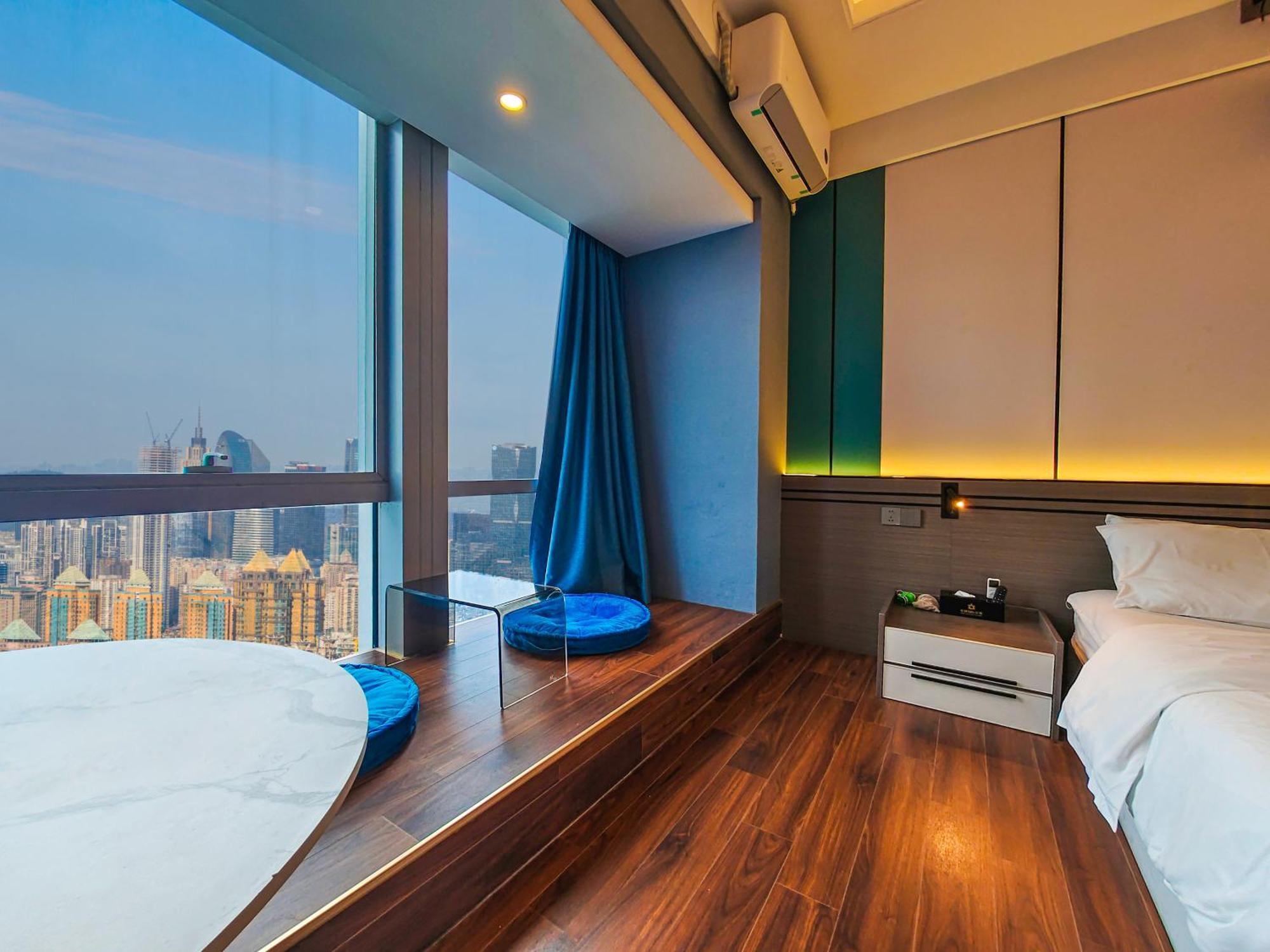Star Stage International - 1min To Line2 & Line8 Changgang Stn-free Private Car Delivery To Fair From Apr 15th To 4th Apartment *