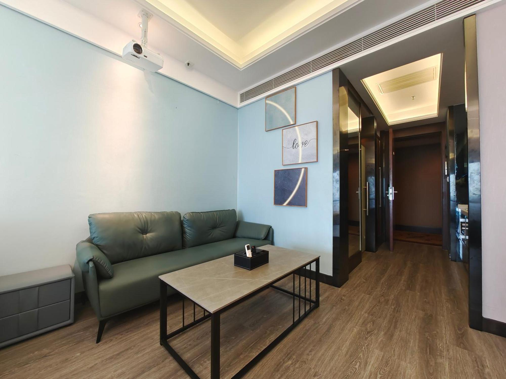 Apartment Star Stage International - 1min To Line2 & Line8 Changgang Stn-free Private Car Delivery To Fair From Apr 15th To 4th Guangzhou