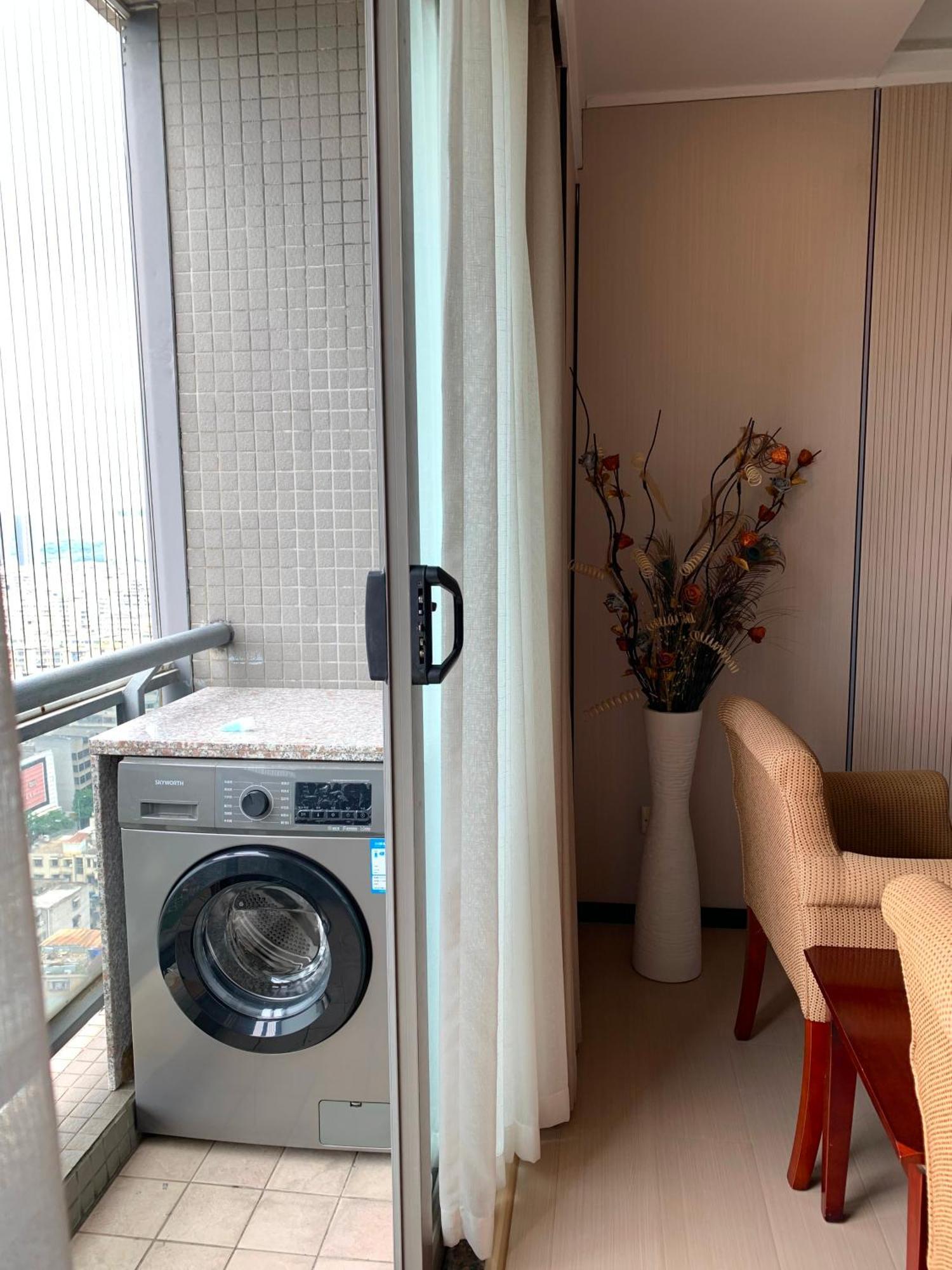 Aparthotel Yinfeng North Station Branch, Huacheng Road Subway Station Branch 3*